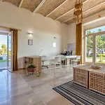 Masseria Cannella Alloggio per agriturismo *